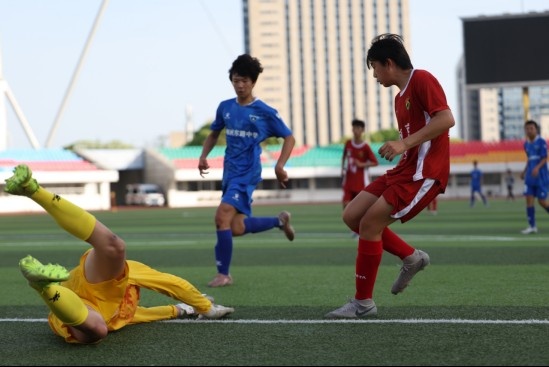 雨花台中学5-0横扫南京城市梯队，中青赛南京U15首日爆冷