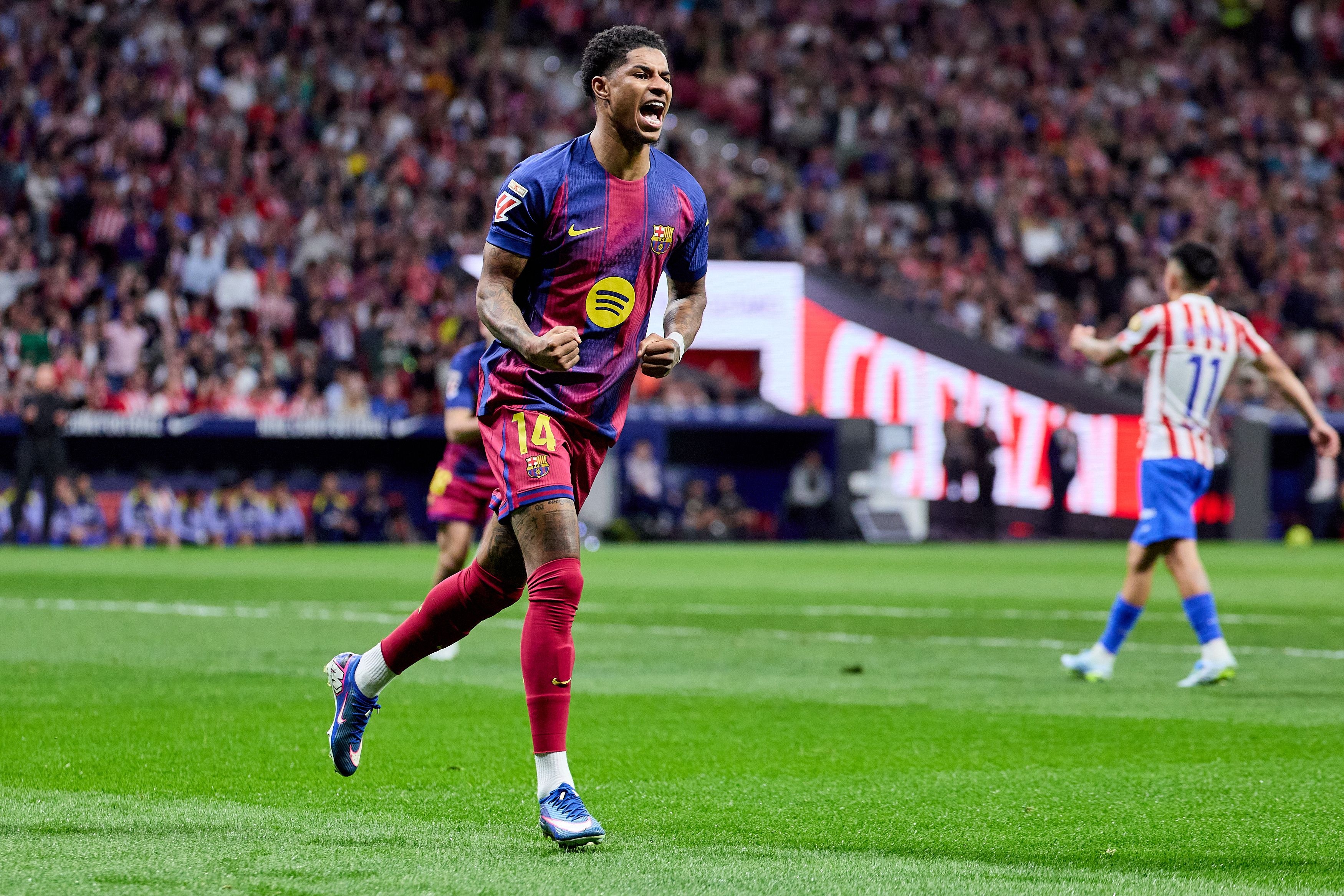天空体育曼联记者:戈登交易不影响巴萨求购拉什福德,红魔拒租借只卖断 天空体育曼联记者:戈登交易不影响巴萨求购拉什福德,红魔拒租借只卖断