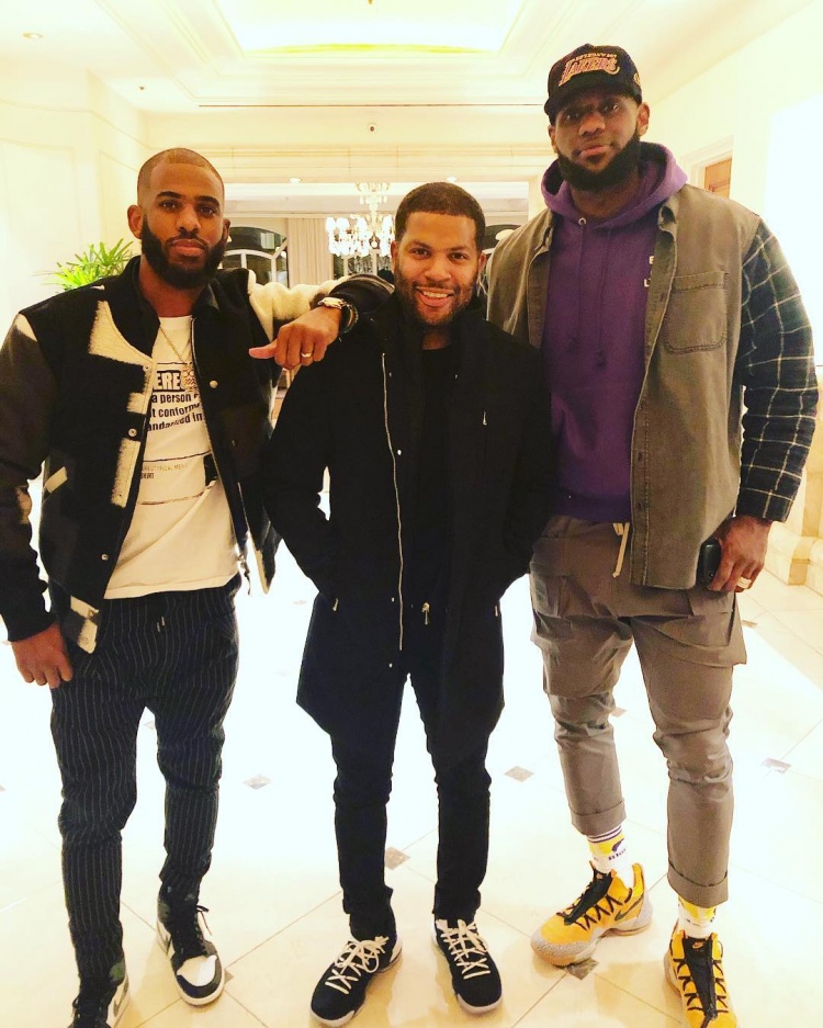 詹姆斯18年总决赛G1 51分生涯季后赛新高 骑士副经理威姆斯社媒缅怀
