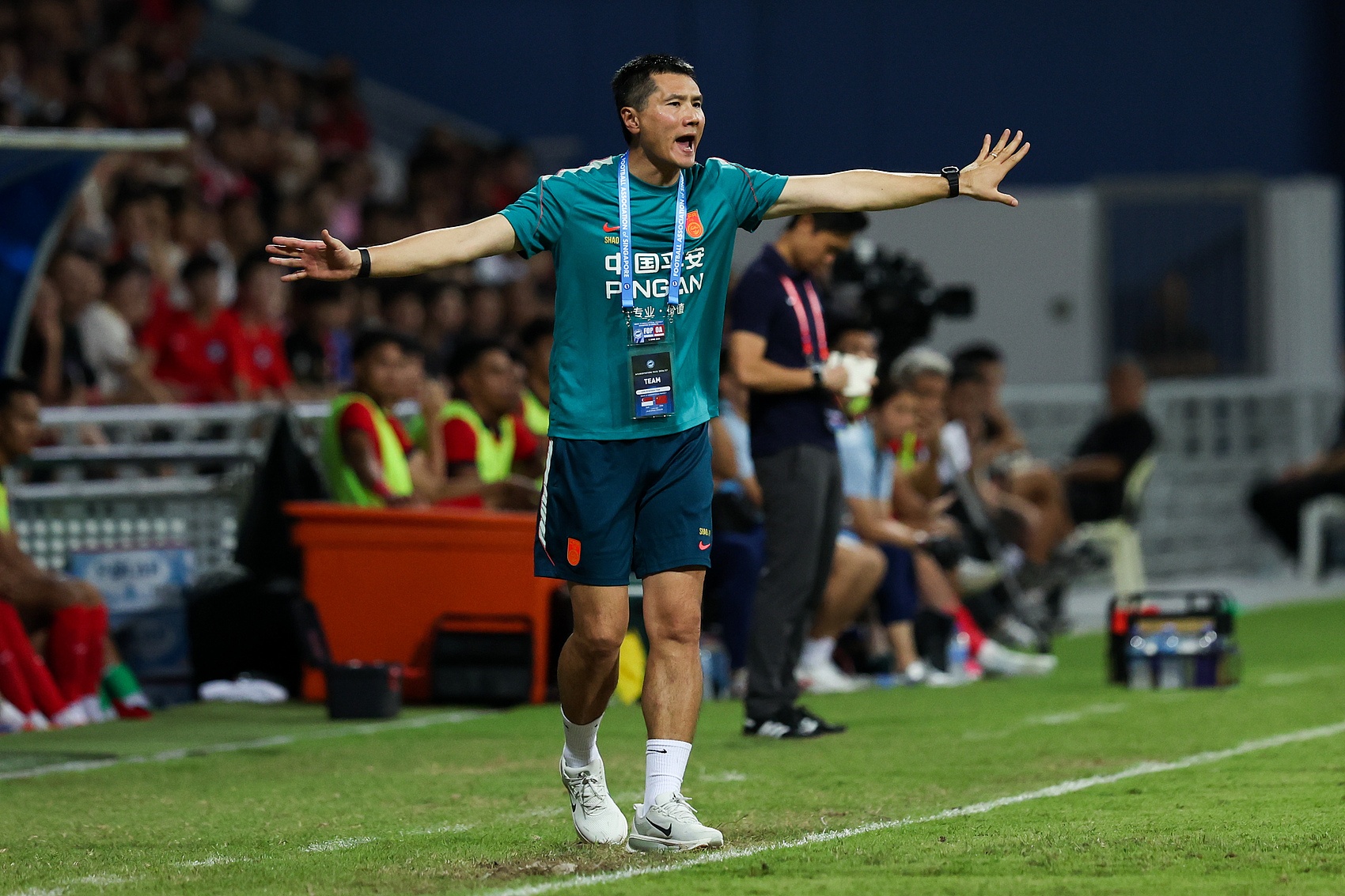 1-0小胜新加坡 国足6日下午返程备战泰国