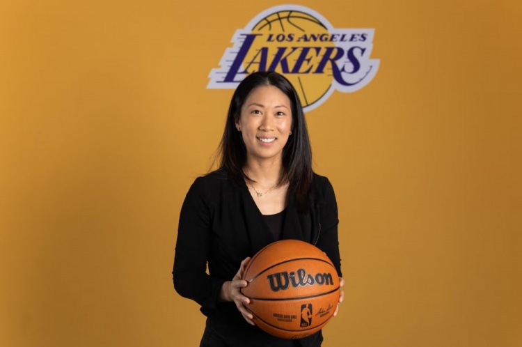 湖人财务高层换血:Elaine Shen升任首席财务官 湖人财务高层换血:Elaine Shen升任首席财务官
