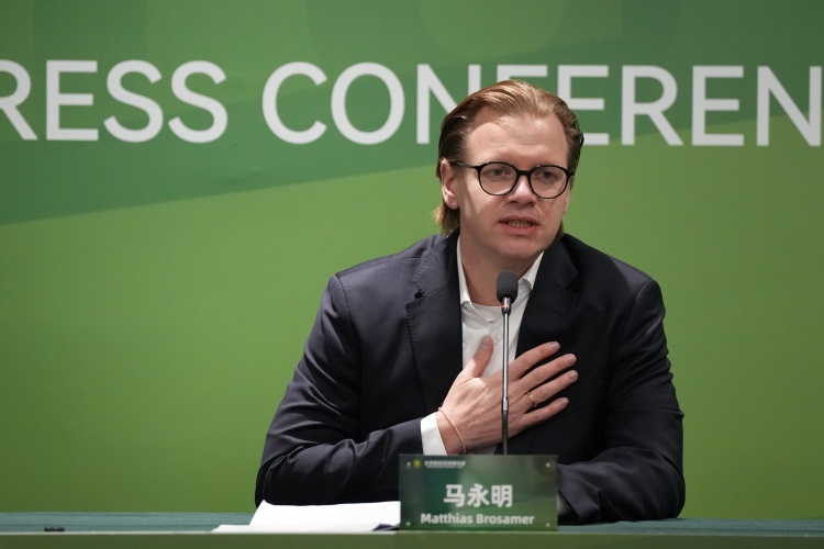 马永明:德国后防丢4球0零封 法国靠姆巴佩分享球权可夺冠 马永明:德国后防丢4球0零封 法国靠姆巴佩分享球权可夺冠