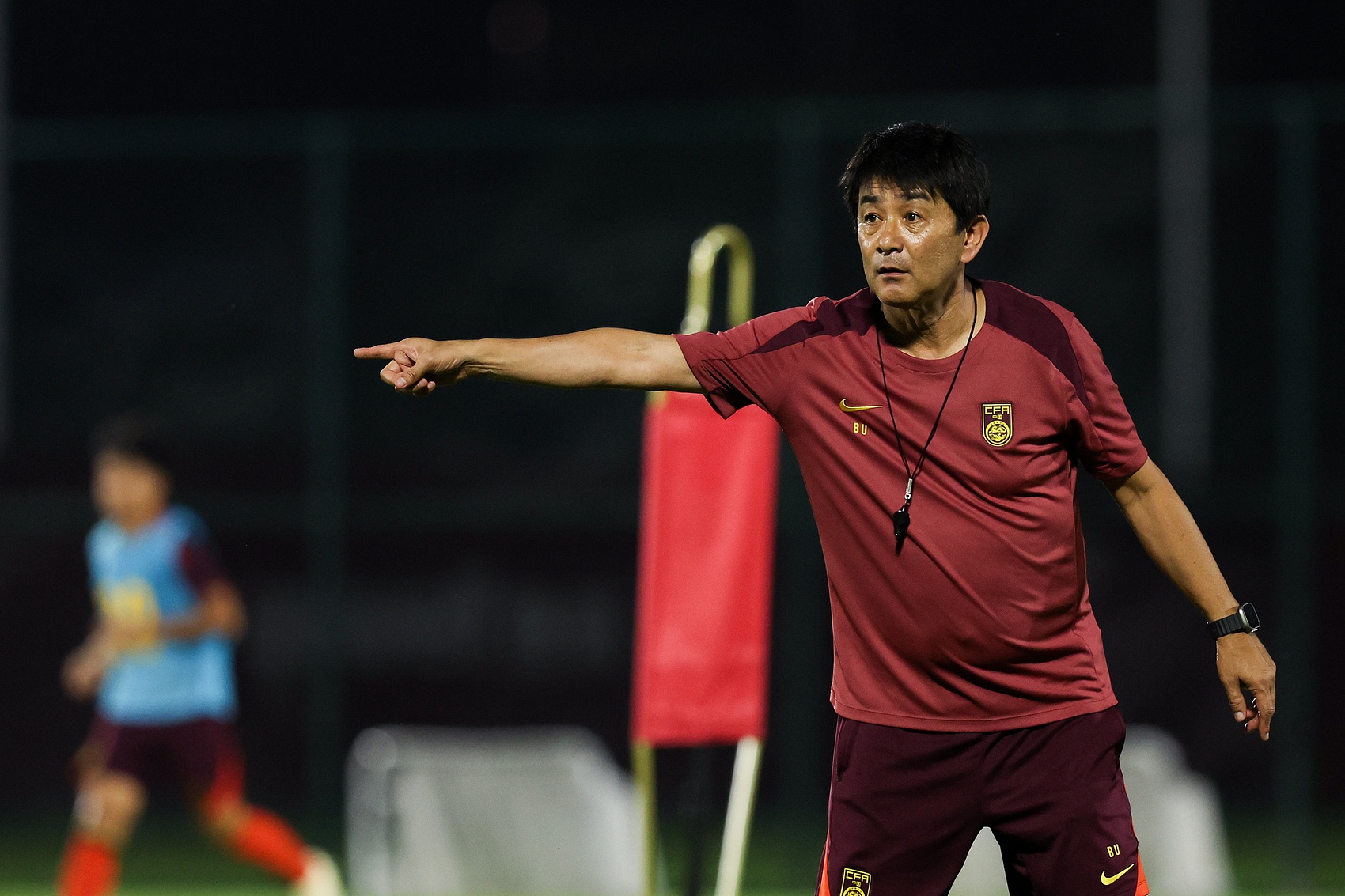 浮嶋敏：U17国足0-2坦桑尼亚，非洲高压逼抢暴露体系缺陷